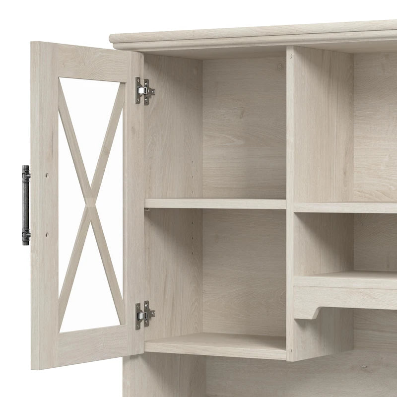 Bureau en L avec huche et armoires de rangement