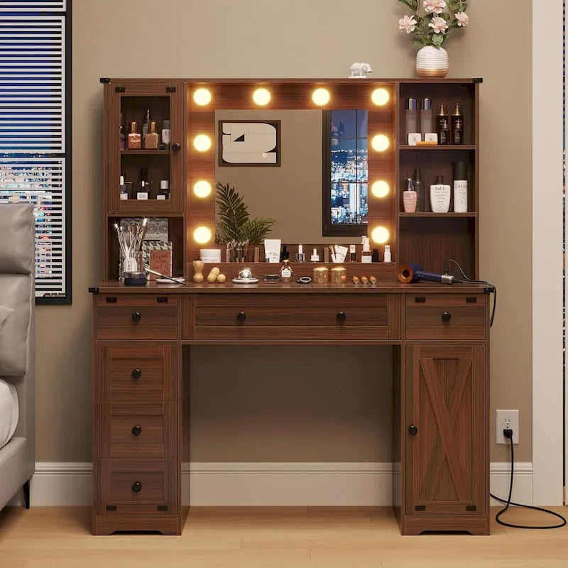 Coiffeuse avec grand miroir et ampoules lumineuses