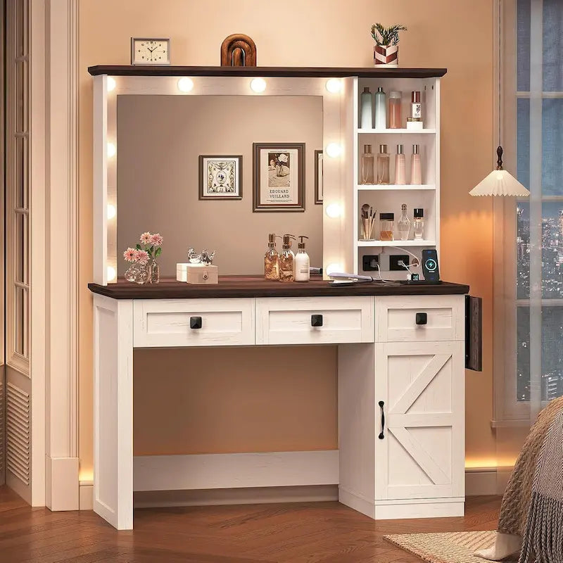 Coiffeuse avec grand miroir et ampoules lumineuses