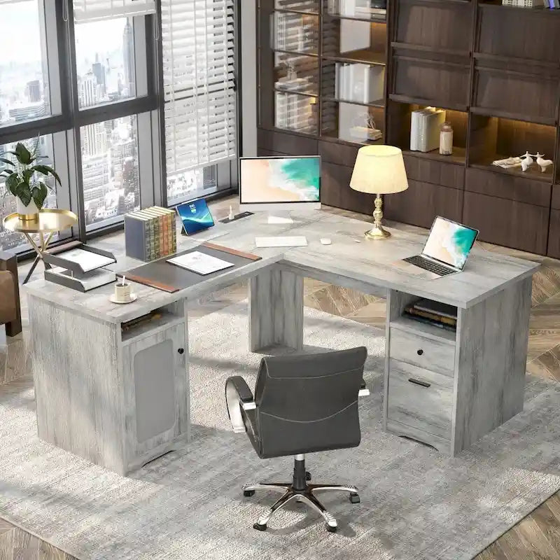 Bureau d'angle moderne de style ferme avec classeur et tiroirs, bureau de direction avec station de charge