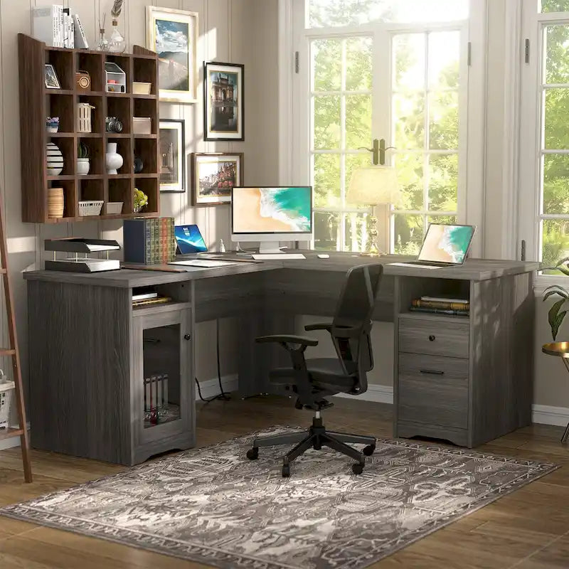 Bureau d'angle moderne de style ferme avec classeur et tiroirs, bureau de direction avec station de charge
